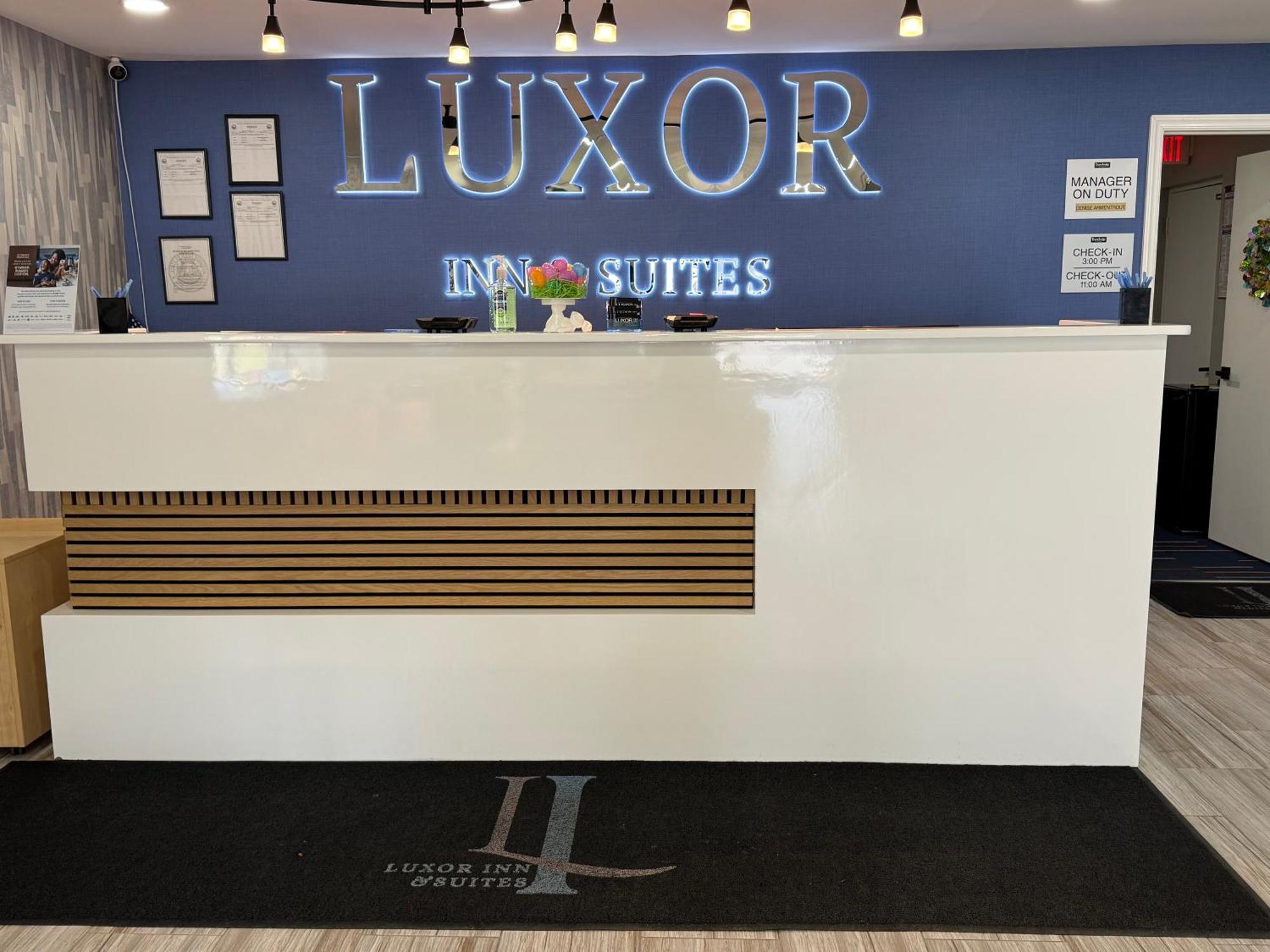Luxor Inn & Suites, A Travelodge By Wyndham Elkins Exterior foto